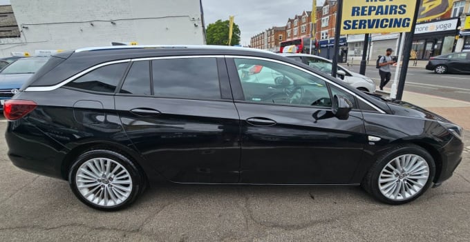 2025 Vauxhall Astra