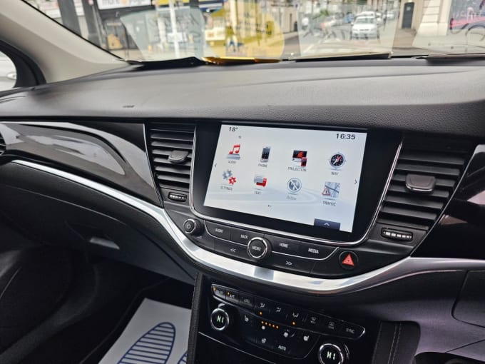 2025 Vauxhall Astra