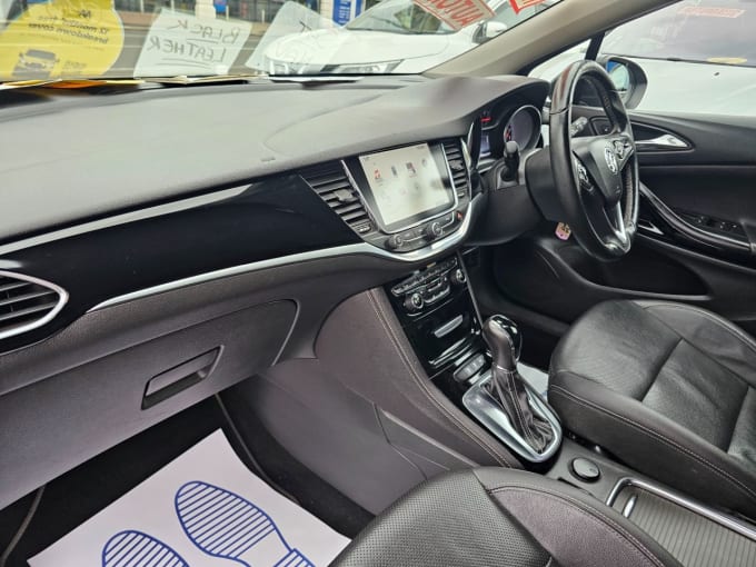 2025 Vauxhall Astra