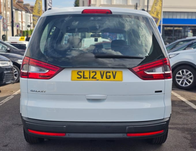 2025 Ford Galaxy