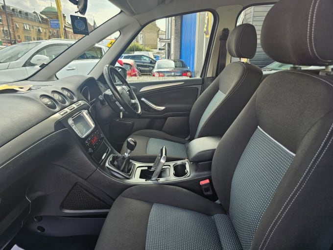2025 Ford Galaxy