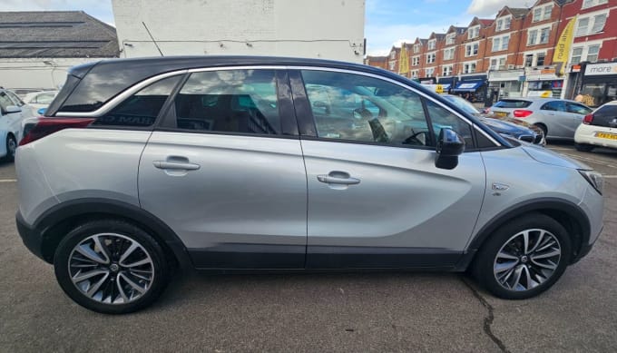 2025 Vauxhall Crossland X
