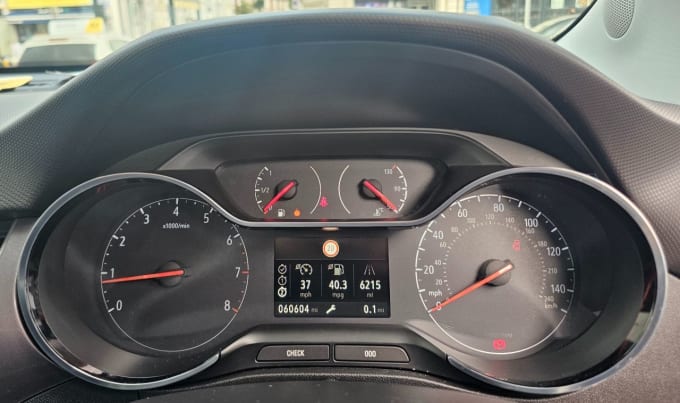 2025 Vauxhall Crossland X