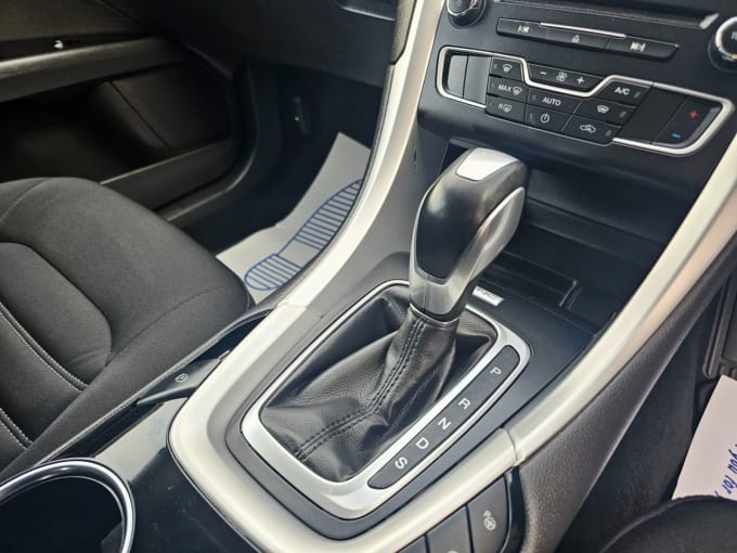2025 Ford Mondeo