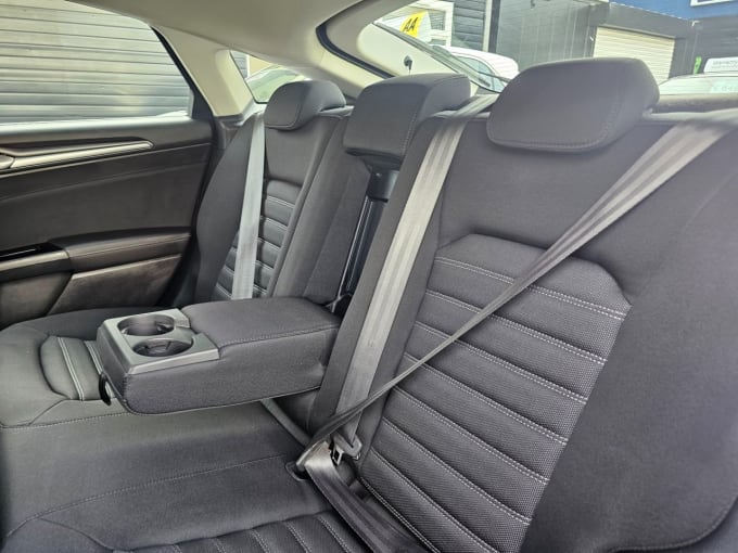 2025 Ford Mondeo