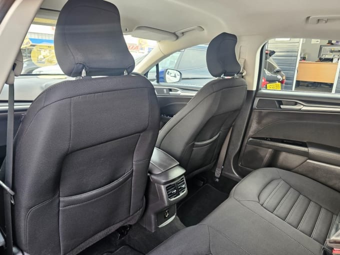 2025 Ford Mondeo