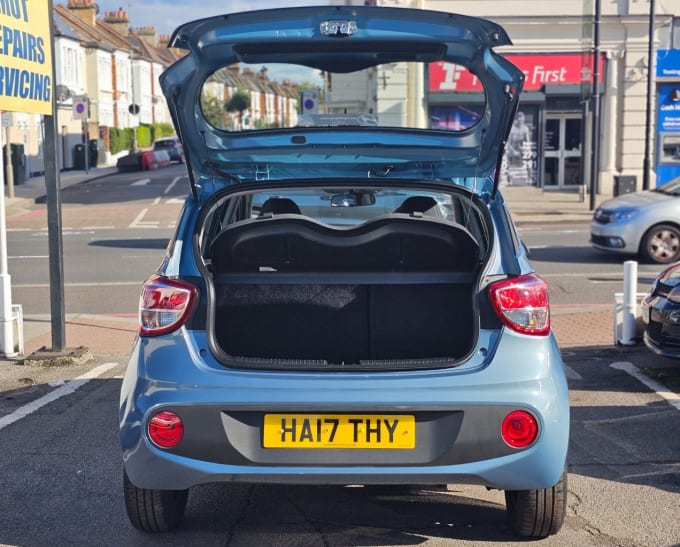 2025 Hyundai I10