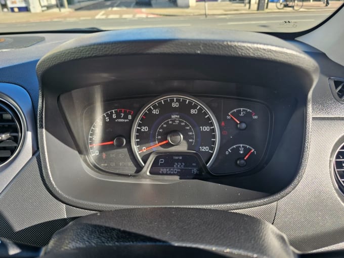 2025 Hyundai I10