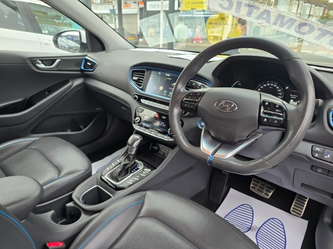 2025 Hyundai Ioniq