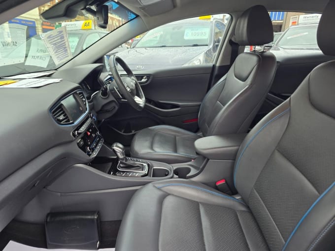 2025 Hyundai Ioniq