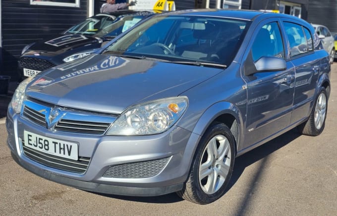 2025 Vauxhall Astra