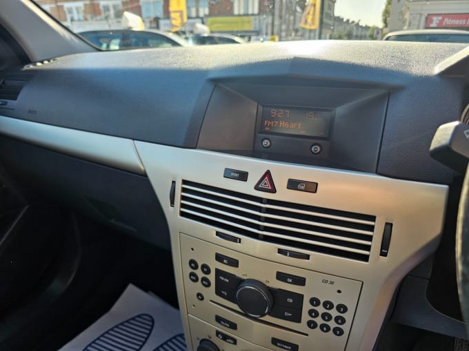 2025 Vauxhall Astra