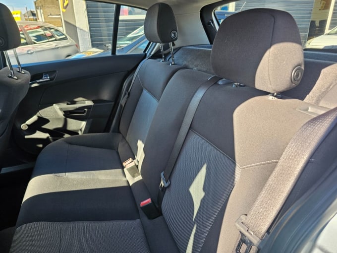 2025 Vauxhall Astra