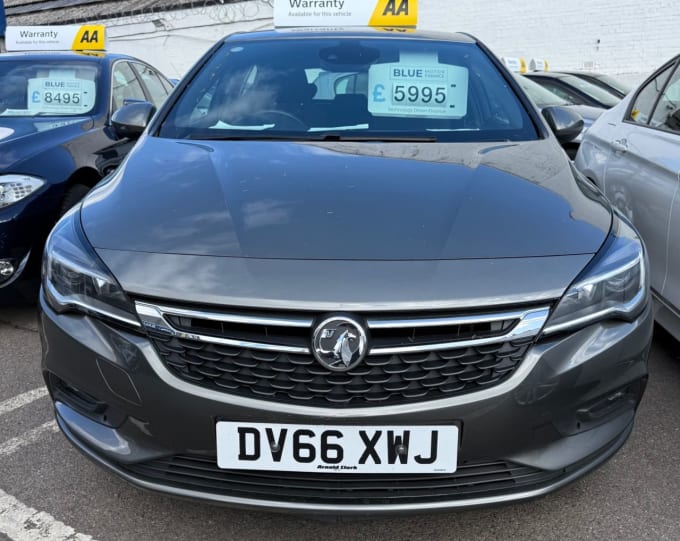 2025 Vauxhall Astra