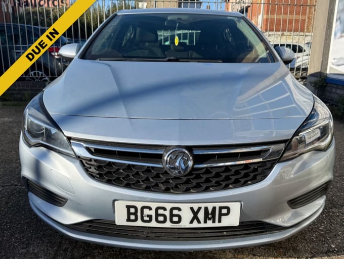 2025 Vauxhall Astra