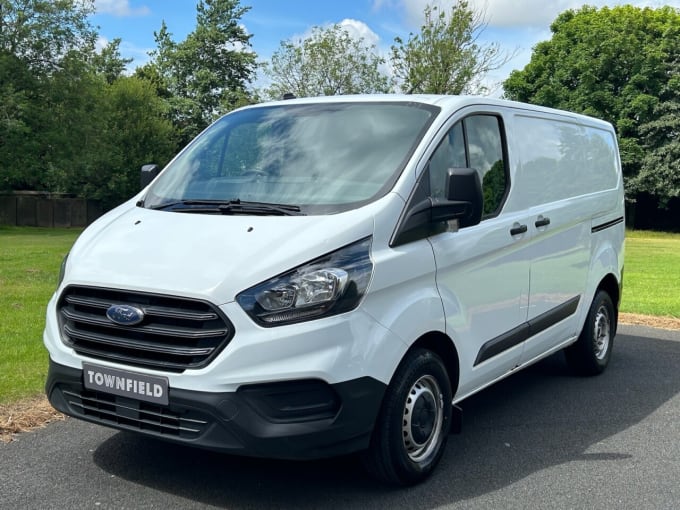 2024 Ford Transit Custom