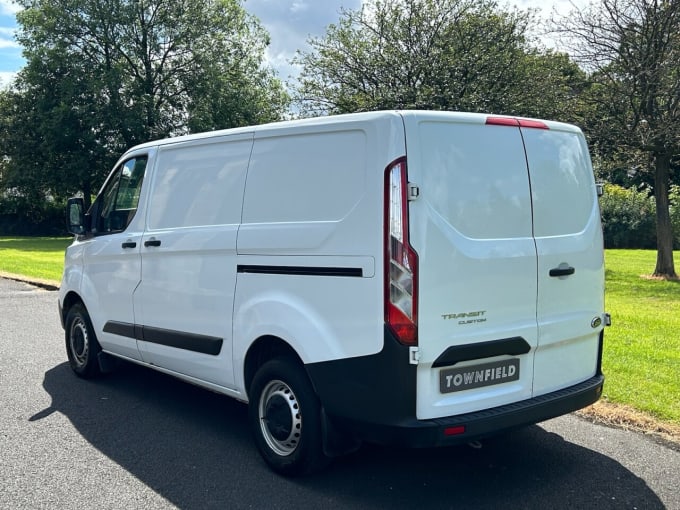 2024 Ford Transit Custom