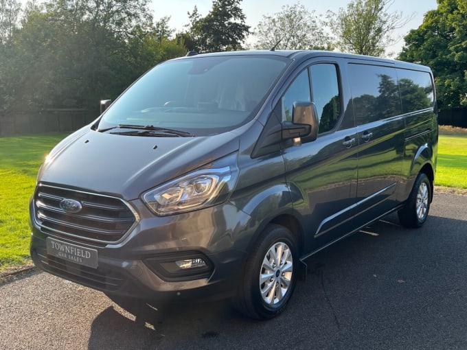 2024 Ford Transit Custom