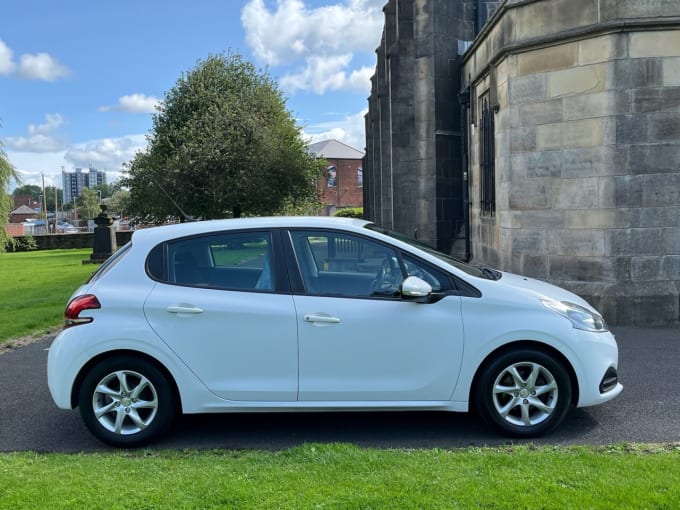 2024 Peugeot 208