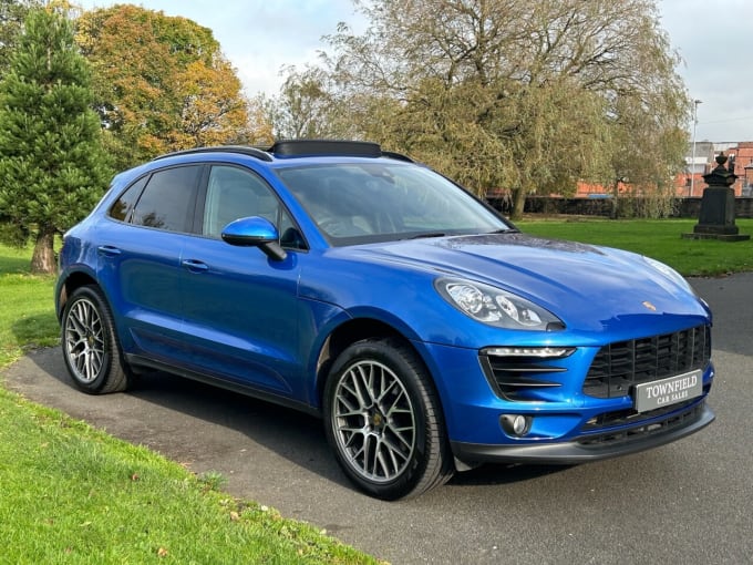 2025 Porsche Macan