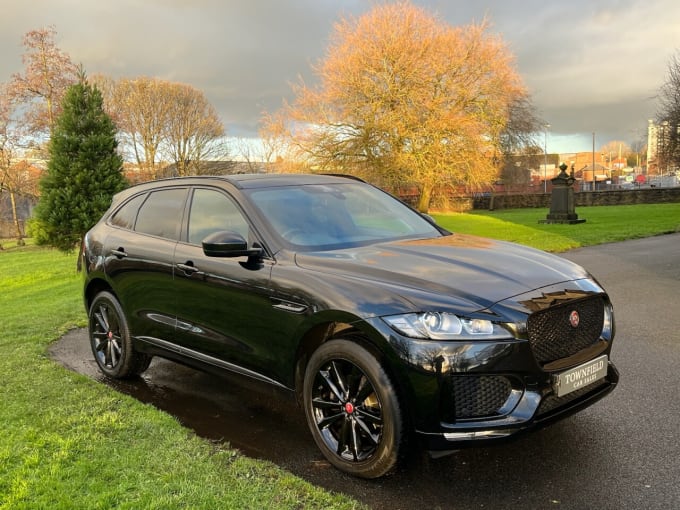 2025 Jaguar F-pace