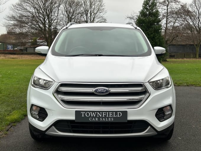 2025 Ford Kuga