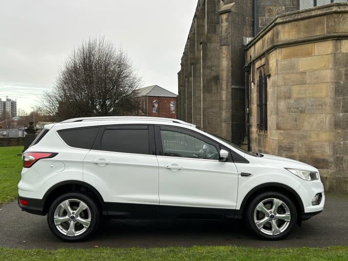 2025 Ford Kuga