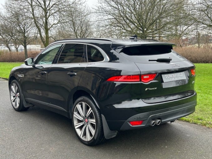 2025 Jaguar F-pace