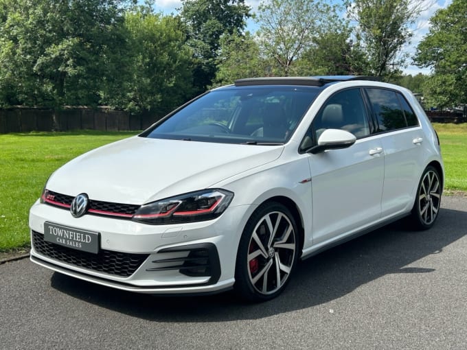 2025 Volkswagen Golf