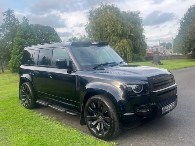 2025 Land Rover Defender