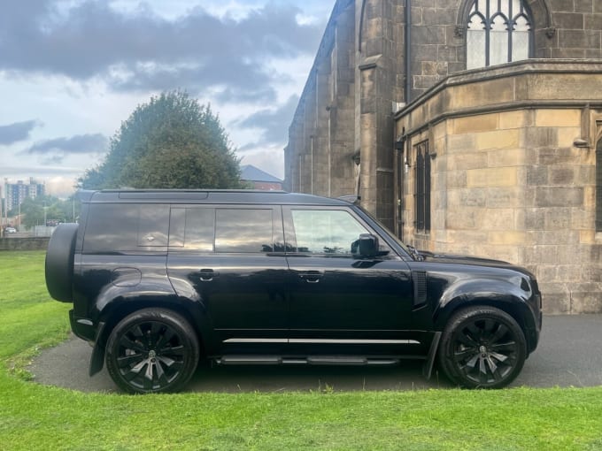 2025 Land Rover Defender