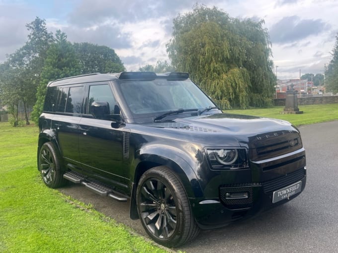 2025 Land Rover Defender