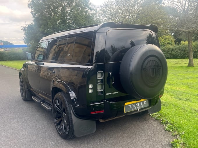 2025 Land Rover Defender