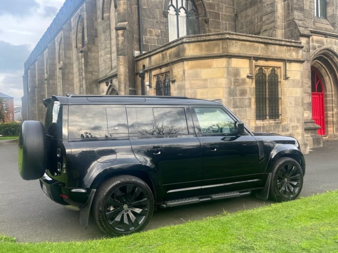 2025 Land Rover Defender