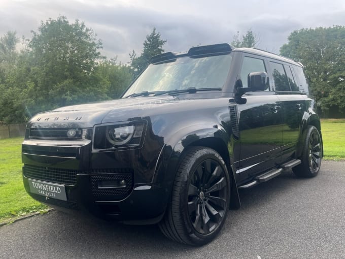 2025 Land Rover Defender