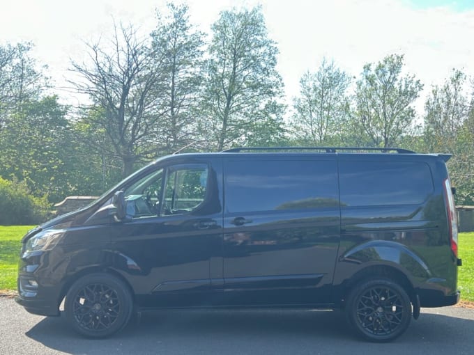 2025 Ford Transit Custom