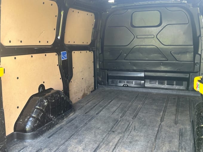 2025 Ford Transit Custom