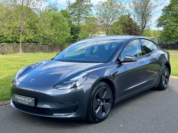 2025 Tesla Model 3