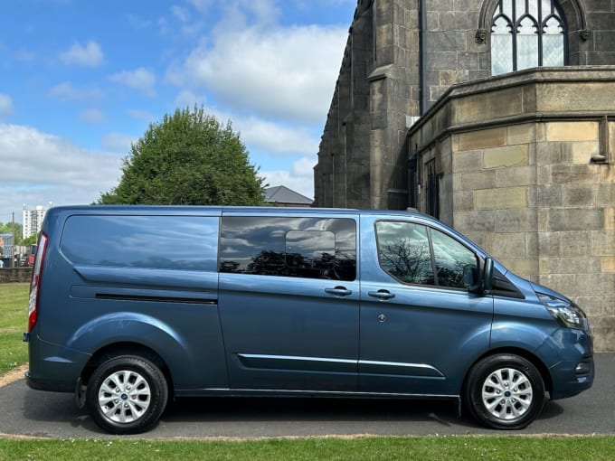 2025 Ford Transit Custom