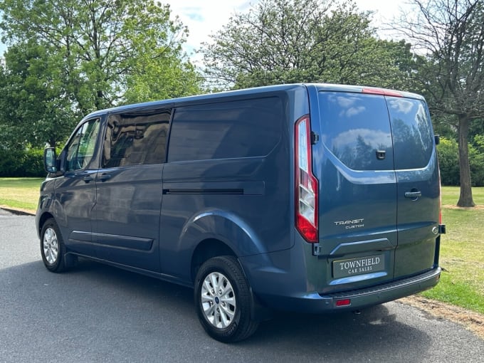 2025 Ford Transit Custom