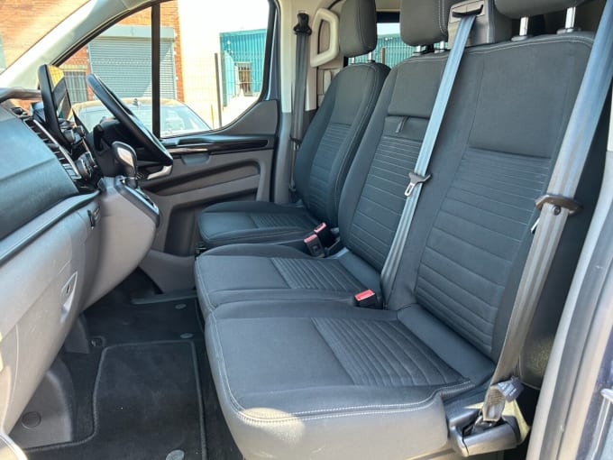 2025 Ford Transit Custom