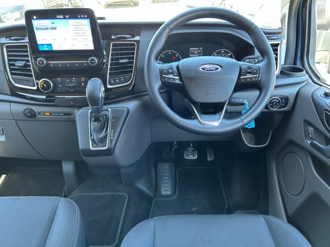 2025 Ford Transit Custom