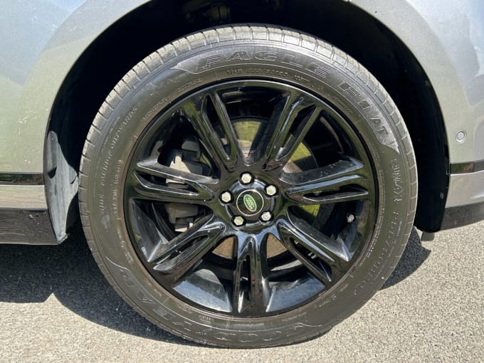 2025 Land Rover Range Rover Velar