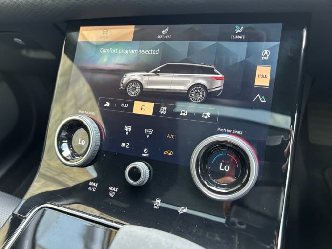 2025 Land Rover Range Rover Velar