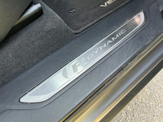 2025 Land Rover Range Rover Velar