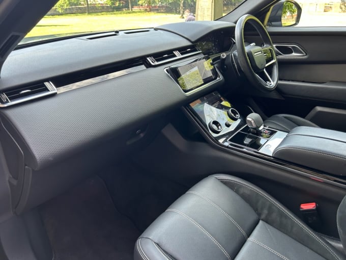 2025 Land Rover Range Rover Velar