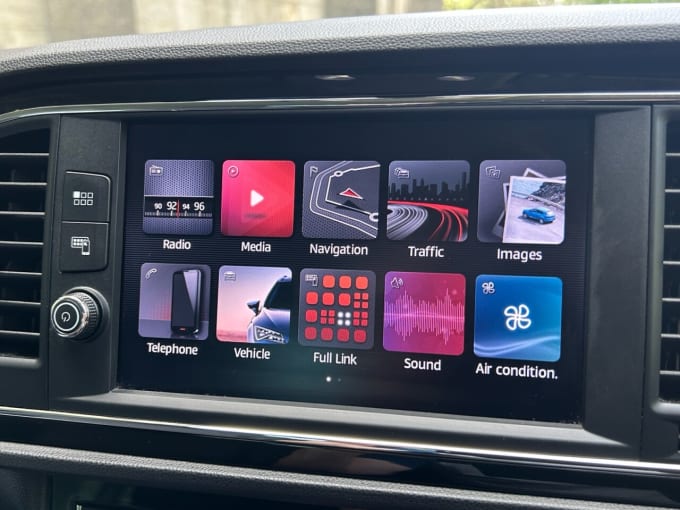 2025 Seat Leon