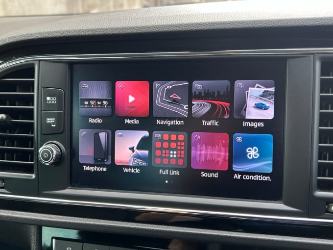 2025 Seat Leon