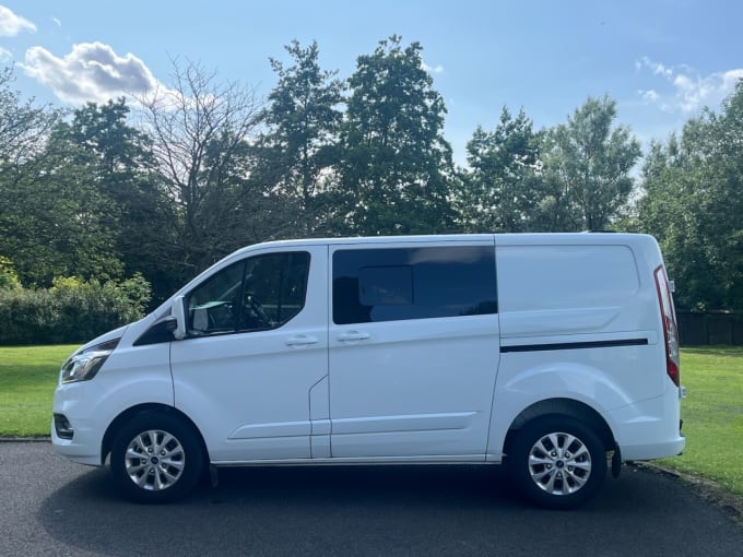 2025 Ford Transit Custom
