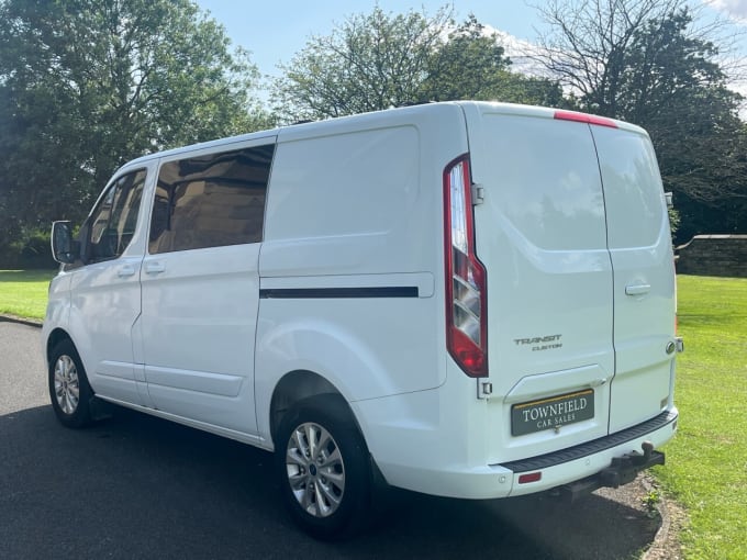 2025 Ford Transit Custom